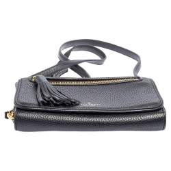 مملو�كة مسبقًا Kate Spade Black Leather Chester Street Avie Crossbody Bag