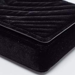 Pre Owned Kate Spade Black Chevron Velvet Chain Clutch