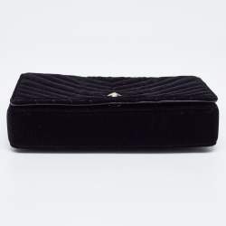 Pre Owned Kate Spade Black Chevron Velvet Chain Clutch