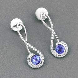 مملوكة مسبقًا أقراط إنفينيتي بوزن 1.06 قيراط من التانزانيت والألماس بالذهب الأبيض عيار 14