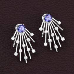 مملوكة مسبقًا أقراط بشكل انفجار شمسي بوزن 1.94 قيراط من التنزانيت والألماس بالذهب الأبيض عيار 14