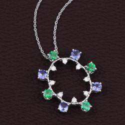 مملوكة مسبقًا دلاية دائرية بحجر متعدد وماس 2.26 قيراط وذهب أبيض عيار 14 قيراط