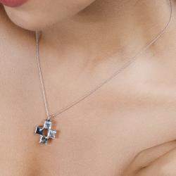 مملوكة مسبقًا 2.75 cts Aquamarine 14K White Gold Quad Pendant