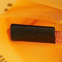 مملوكة مسبقًا Kenzo Orange Mesh Nylon Logo Flat Zip Pouch