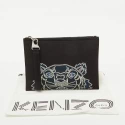 مملوكة مسبقًا Kenzo Black Fabric Tiger Print Flat Zip Pouch
