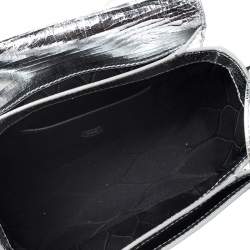 Pre Owned Kenzo Metallic Silver Cracked Leather Raindrop Crossbody Bag