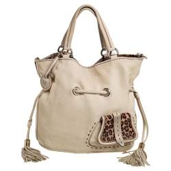 Pre Owned Lancel Cream Pebbled Leather Premiere Flirt Bucket Bag