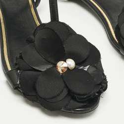 Pre Owned Lanvin Black Patent Leather and Satin Flower Flat Sandals Size 38