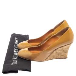 Pre Owned Lanvin Beige Patent Leather Wedges Pumps Size 37