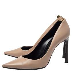Pre Owned Lanvin Beige Leather Pointed Toe Pumps Size 40