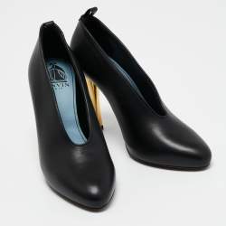 Pre Owned Lanvin Black Leather V Neck Pumps Size 35