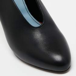 Pre Owned Lanvin Black Leather V Neck Pumps Size 35