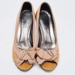 Lanvin Brown Patent Leather And Fabric Grosgrain Bow Peep Toe Pumps Size 41