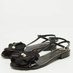 Pre Owned Lanvin Black Patent Leather and Satin Flower Flat Sandals Size 38