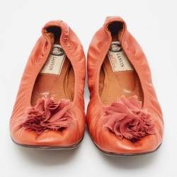 Pre Owned Lanvin Orange Leather Flower Scrunch Ballet Flats Size 37.5