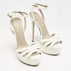 Pre Owned Le Silla Cream Patent Leather Ankle Strap Sandals Size 36