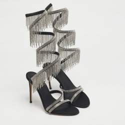 مملوكة مسبقًا صندل برباط حول الكاحل لي سيلا مزين بالجواهر كريستالية من الساتان الأسود مقاس 38