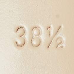 مملوكة مسبقًا حذاء كعب عالي لي سيلا سويدي أحمر كعب سبيرال مقاس 38.5