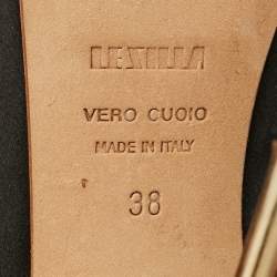 Pre Owned حذاء كعب عالي لي سيلا منصة ساتان أسود مقدمة مفتوحة مقاس 38