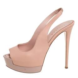 مملوكة مسبقًا صندل لي سيلا فتحة كعب نعل سميك مقدمة مفتوحة جلد بيج مقاس 39