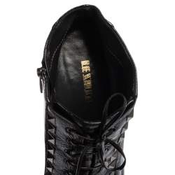 Pre Owned Le Silla Black Crinkled Patent Leather Lace Up Studded Ankle Booties Size 39