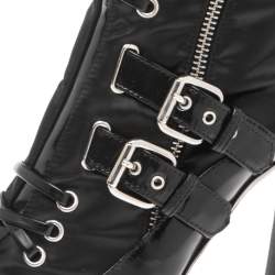 مملوكة مسبقًا حذاء بوت كاحل انيو سيلا فور لي سيلا نايلون وجلد لامع أسود مقاس 40