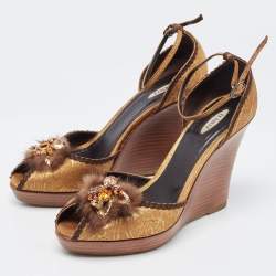 Pre Owned Le Silla Gold Textured Suede Fur Crystal Embellished Peep Toe Wedge Platform Ankle Strap Sandals Size 39
