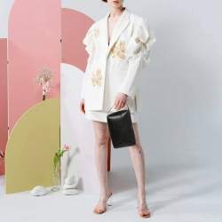 مملوكة مسبقًا حقيبة مكياج  لويفي بازل جلد أسود