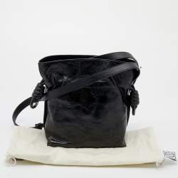 Pre Owned حقيبة كتف لويفي فلامنكو جلد لامع مجعد أسود بعقدة