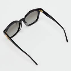 Pre Owned Loewe Black/Grey Gradient LW40079U Curvy Square Sunglasses
