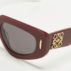 Pre Owned نظارة شمسية لويفي بورجوندي/أسود LW40160I عيون القطة  نقش شعاري