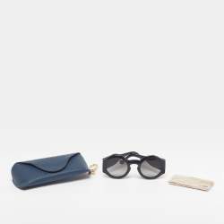 Pre Owned Loewe Black LW40081U Chunky Anagram Round Sunglasses