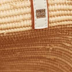 مملوكة مسبقًا Loewe Beige/White Leather and Raffia Small Square Basket Tote