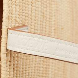 مملوكة مسبقًا Loewe Beige/White Leather and Raffia Small Square Basket Tote