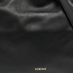 مملوكة مسبقًا حقيبة كلاتش لويفي فلامنكو جلد سوداء متوسطة الحجم