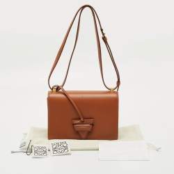 مملوكة مسبقًا Loewe Brown Leather Barcelona Shoulder Bag