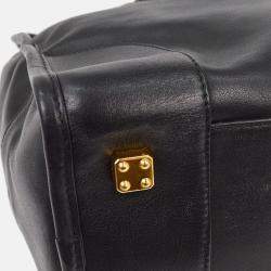 Pre Owned Loewe Amazona 32 Black Leather Handbag