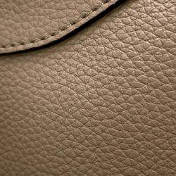 Pre Owned Loewe Hammock Compact Beige Leather
