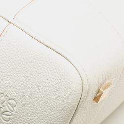 Pre Owned Loewe White Leather Amazona Square 19