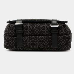 Pre Owned حقيبة رسول عسكرية قماشية مزينة بشعار لويفي سوداء XS