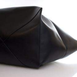 مملوكة مسبقًا Loewe XXL Black Calfskin Puzzle Fold Tote