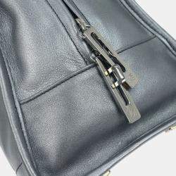 مملوكة مسبقًا Loewe Silver Lambskin Amazona 28 Handbag