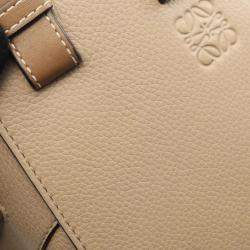 مملوكة مسبقًا Loewe Hammock Small Drawstring Shoulder Hand Bag Leather Beige Brown