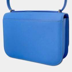 مملوكة مسبقًا Loewe Blue Small Leather Goya Crossbody