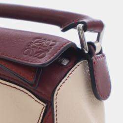 مملوكة مسبقًا Loewe Red Mini Bicolor Calfskin Puzzle Satchel