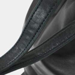 مملوكة مسبقًا حقيبة ظهر لويفي برباط جلد أسود