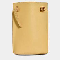 Pre Owned حقيبة كروس بودي لويفي 'دايس' جلد بيبل بيج