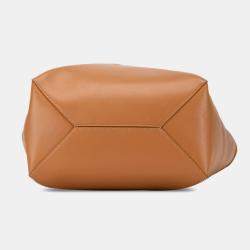 مملوكة مسبقًا حقيبة يد لووي بوظلي جلد عجل لامع بني وسط