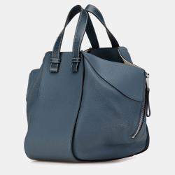 مملوكة مسبقًا Loewe Blue Small Leather Hammock Bag