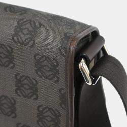 Pre Owned حقيبة لويفي بنية/سوداء للكتف